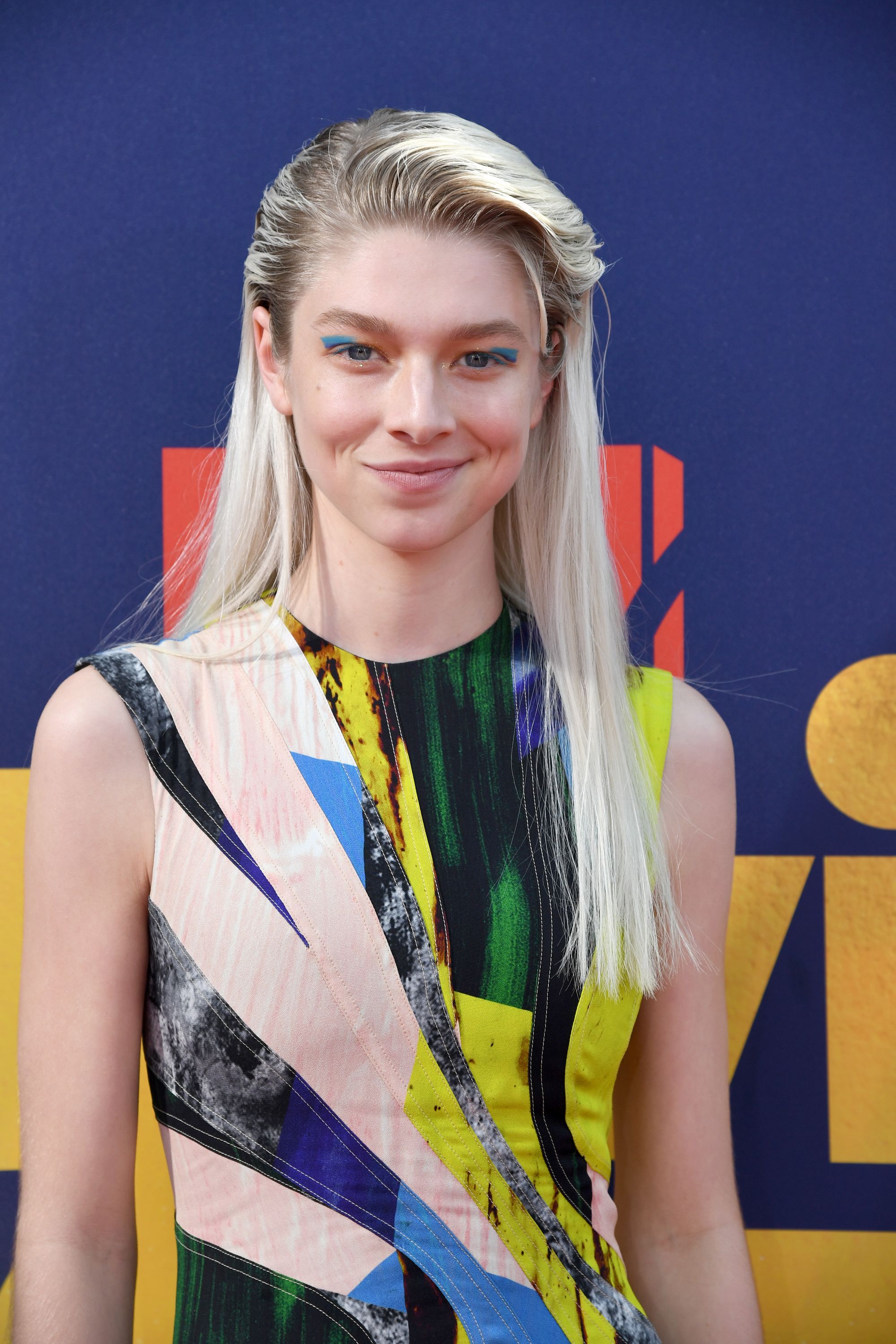 HunterSchaferLove_2019MTVMovieAndTVAwards-008.jpg