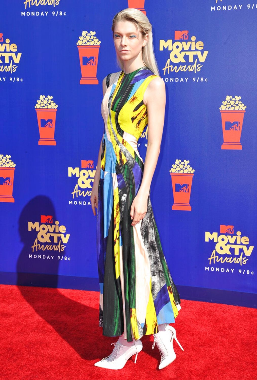 HunterSchaferLove_2019MTVMovieAndTVAwards-020.jpg