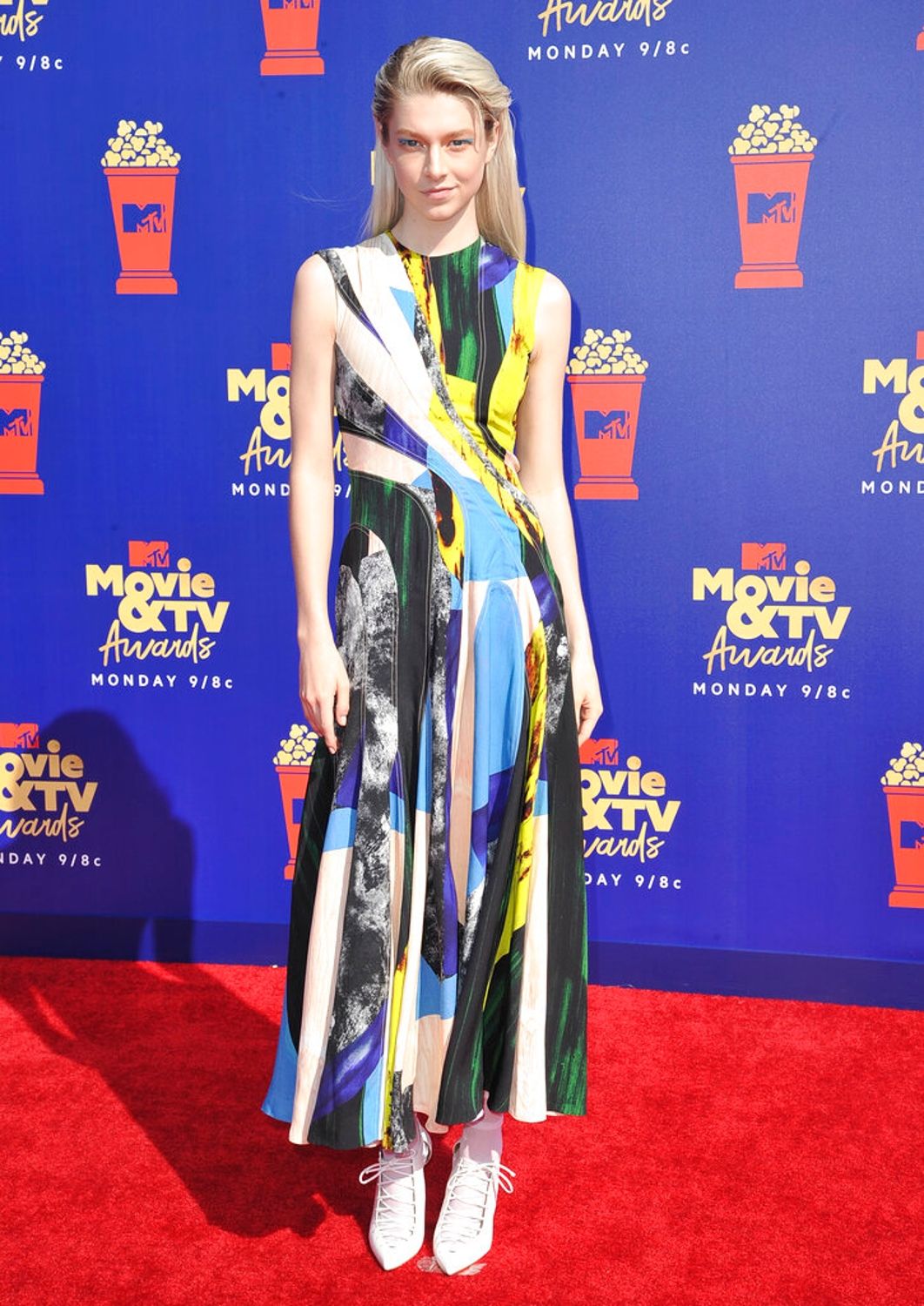 HunterSchaferLove_2019MTVMovieAndTVAwards-021.jpg