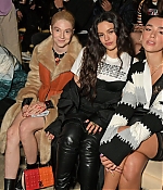 HunterSchaferLove_BurberrySpringSummer2020Show-002.jpg