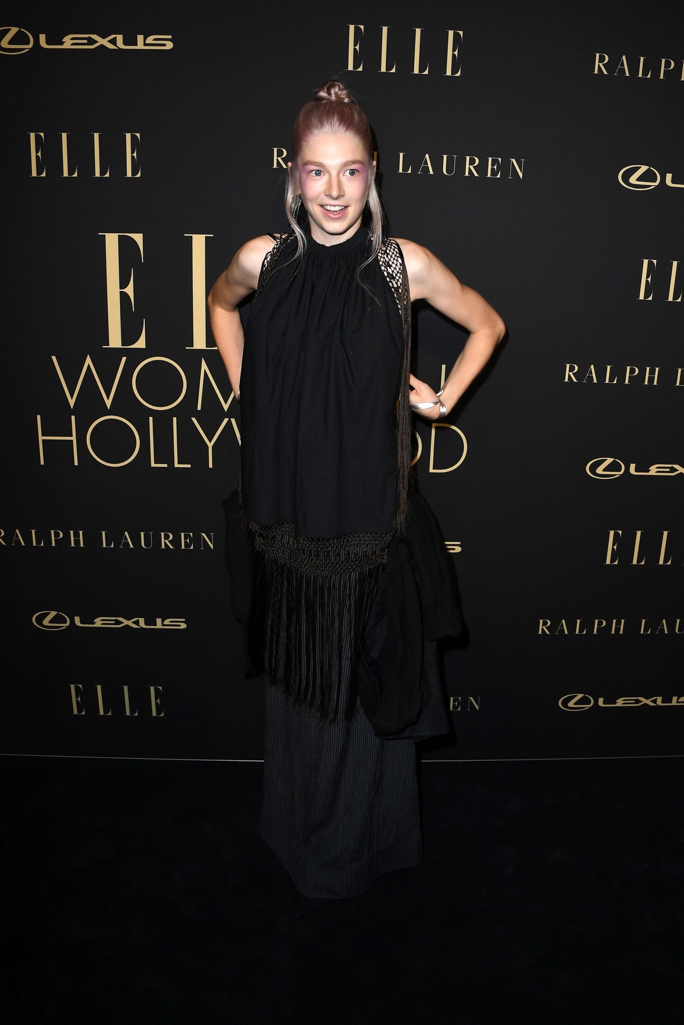 HunterSchaferLove_2019ELLEWomenInHollywood-012.jpg