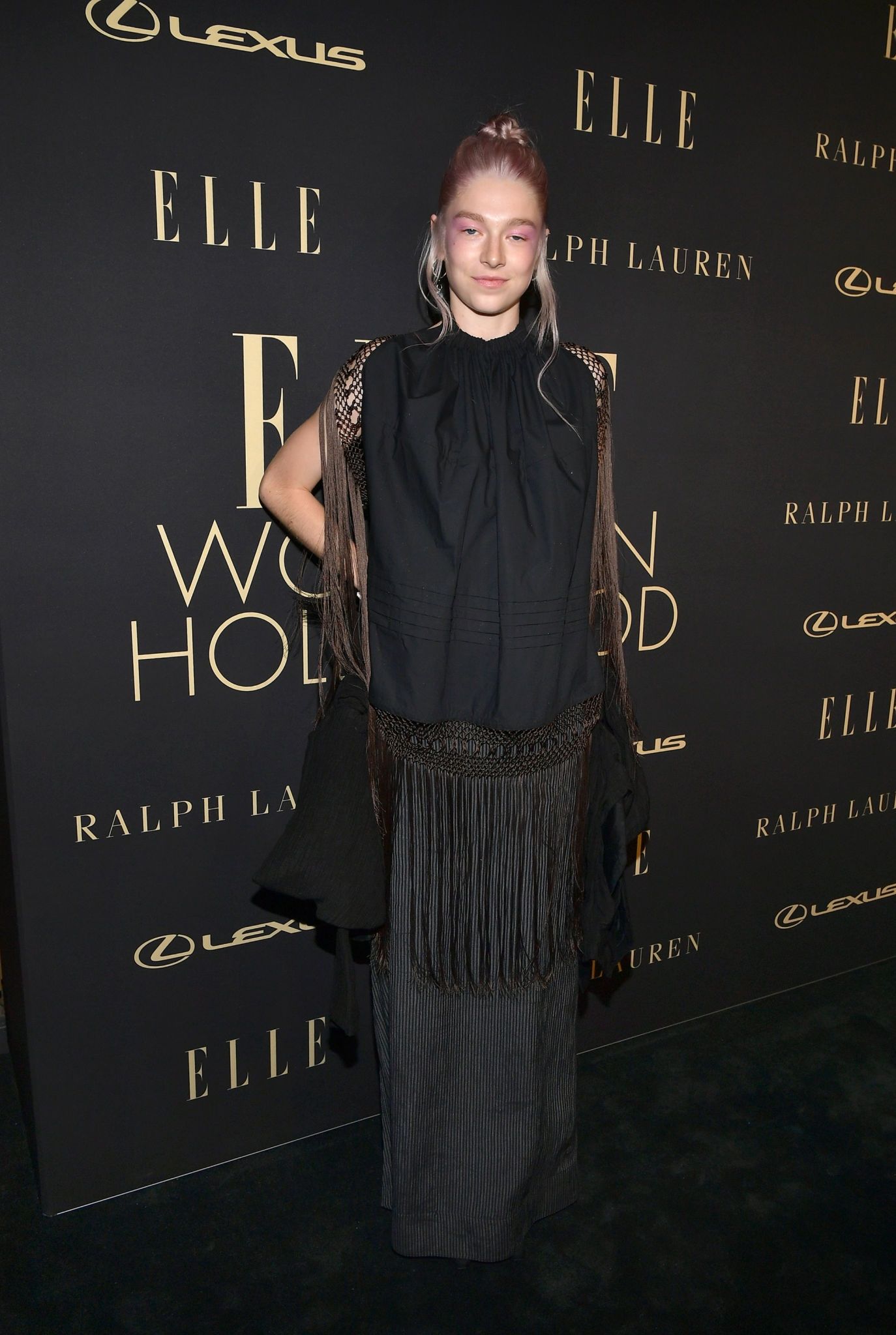 HunterSchaferLove_2019ELLEWomenInHollywood-015.jpg
