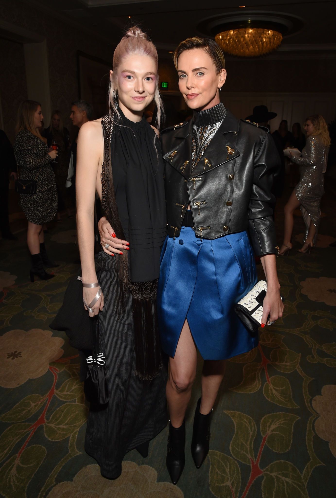 HunterSchaferLove_2019ELLEWomenInHollywood-024.jpg