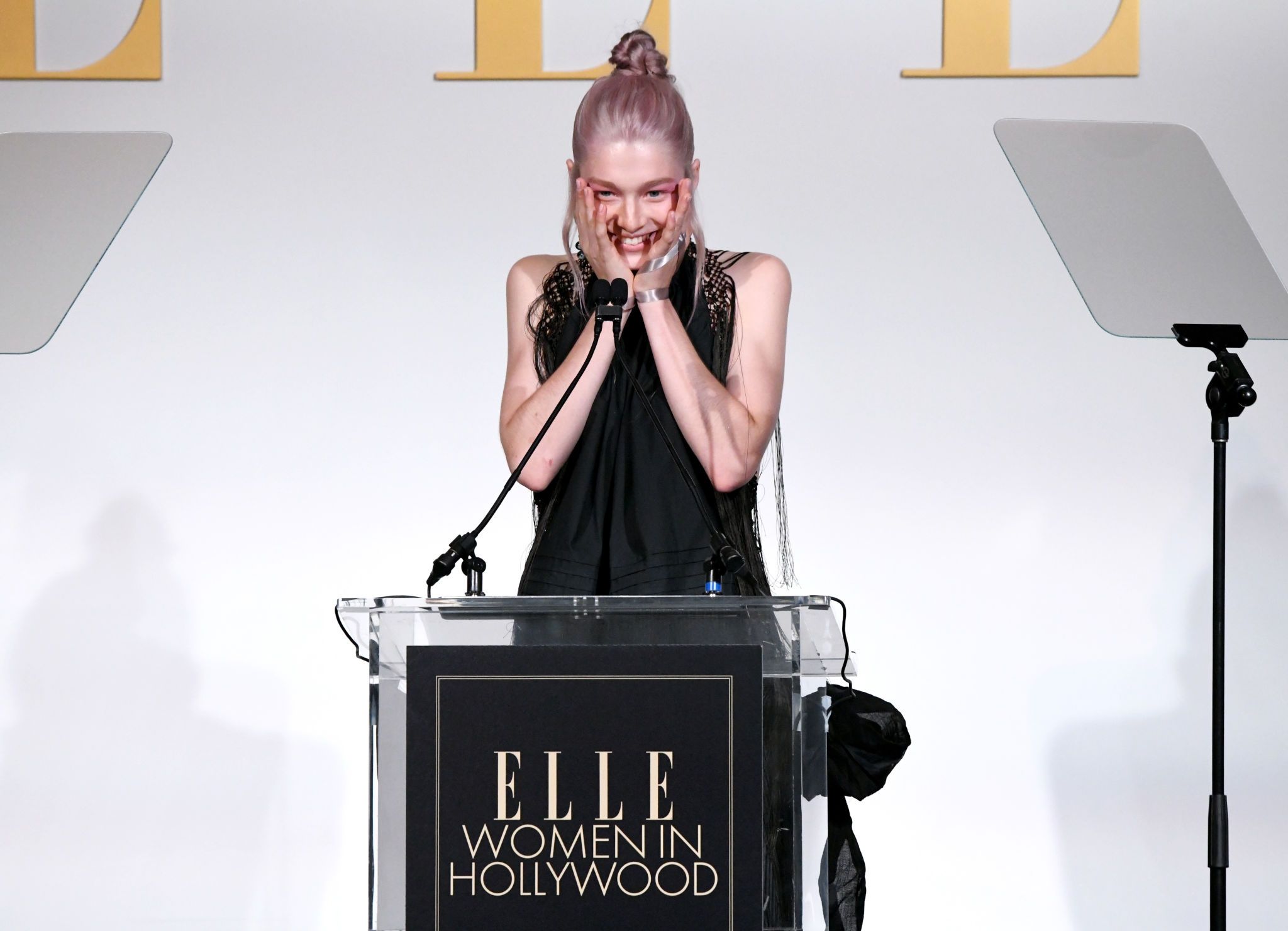 HunterSchaferLove_2019ELLEWomenInHollywood-036.jpg