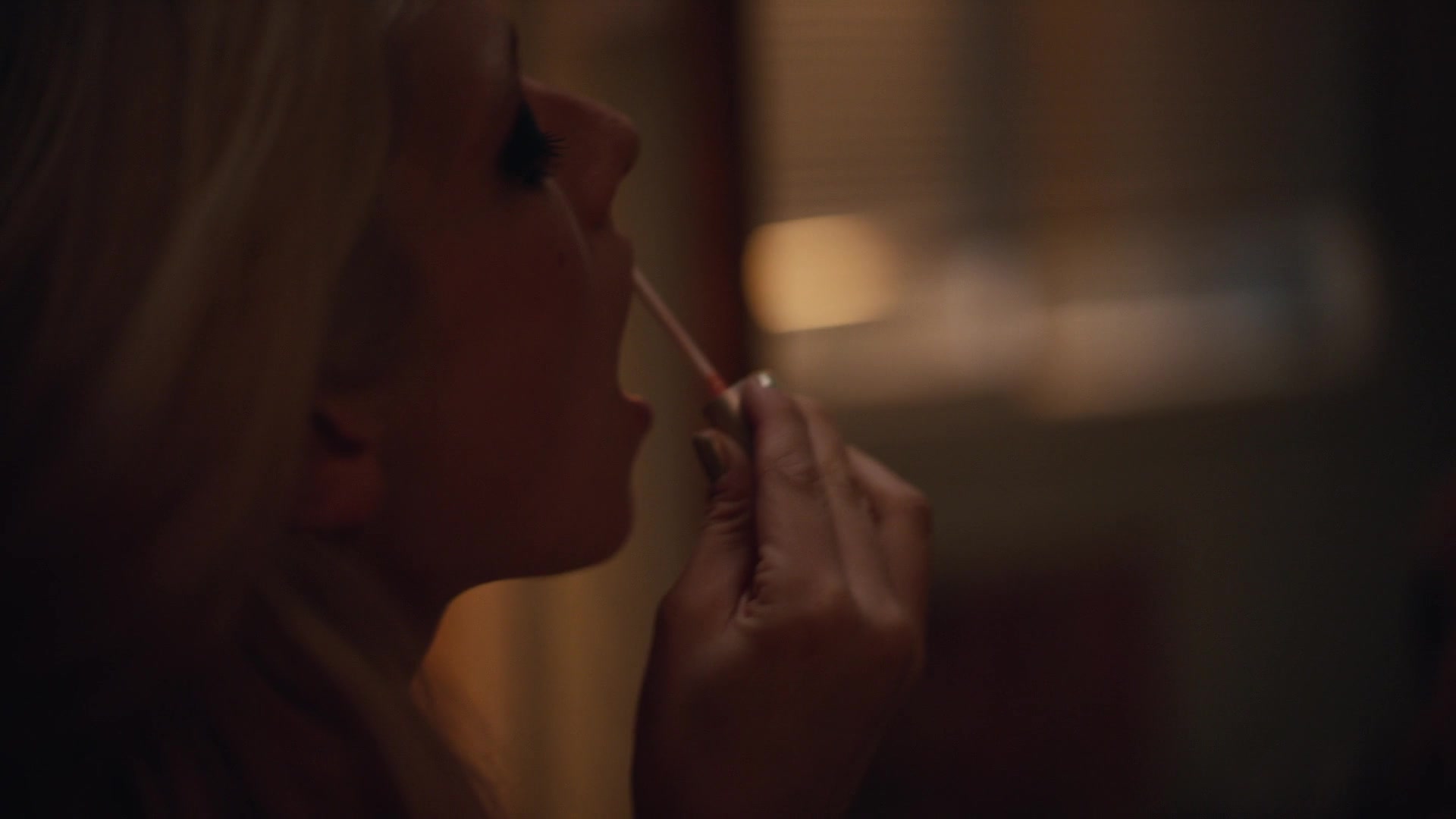 HunterSchaferLove_Euphoria1x01ScreenCaptures-053.jpg