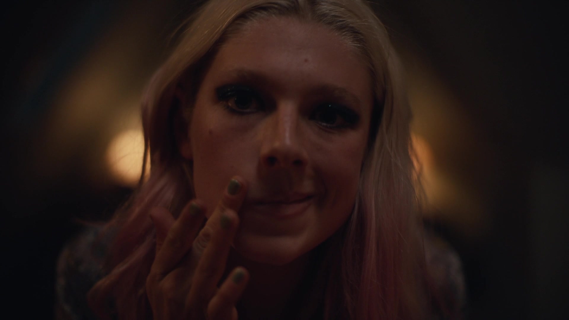 HunterSchaferLove_Euphoria1x01ScreenCaptures-055.jpg