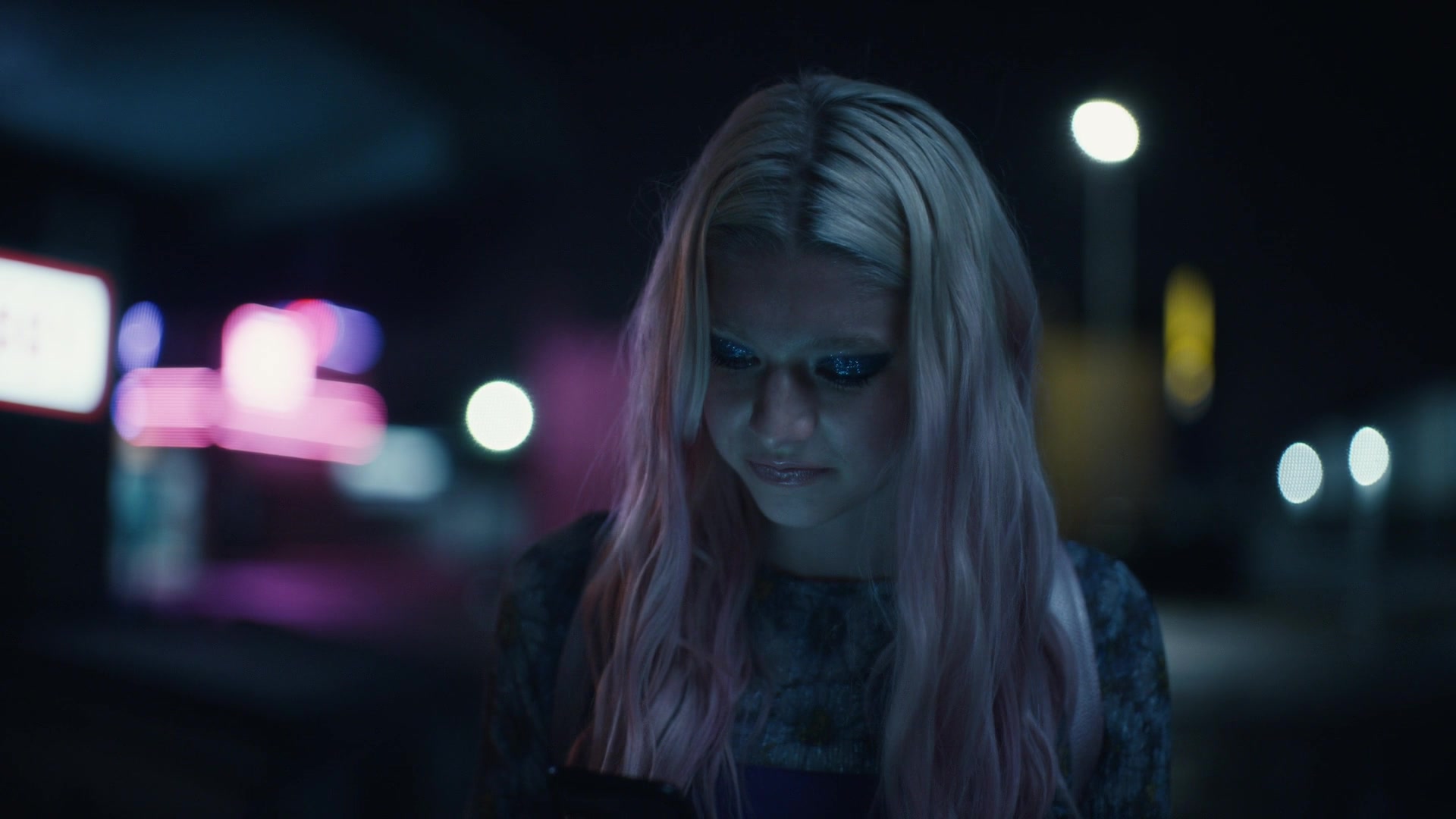 HunterSchaferLove_Euphoria1x01ScreenCaptures-082.jpg
