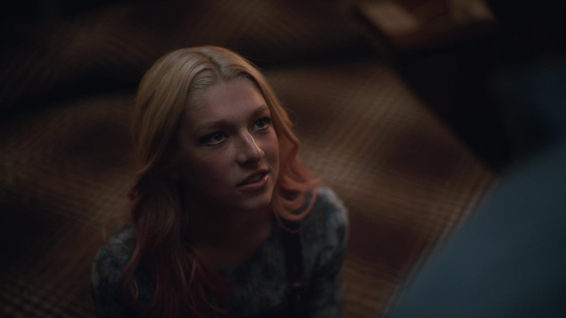 HunterSchaferLove_Euphoria1x01ScreenCaptures-095.jpg