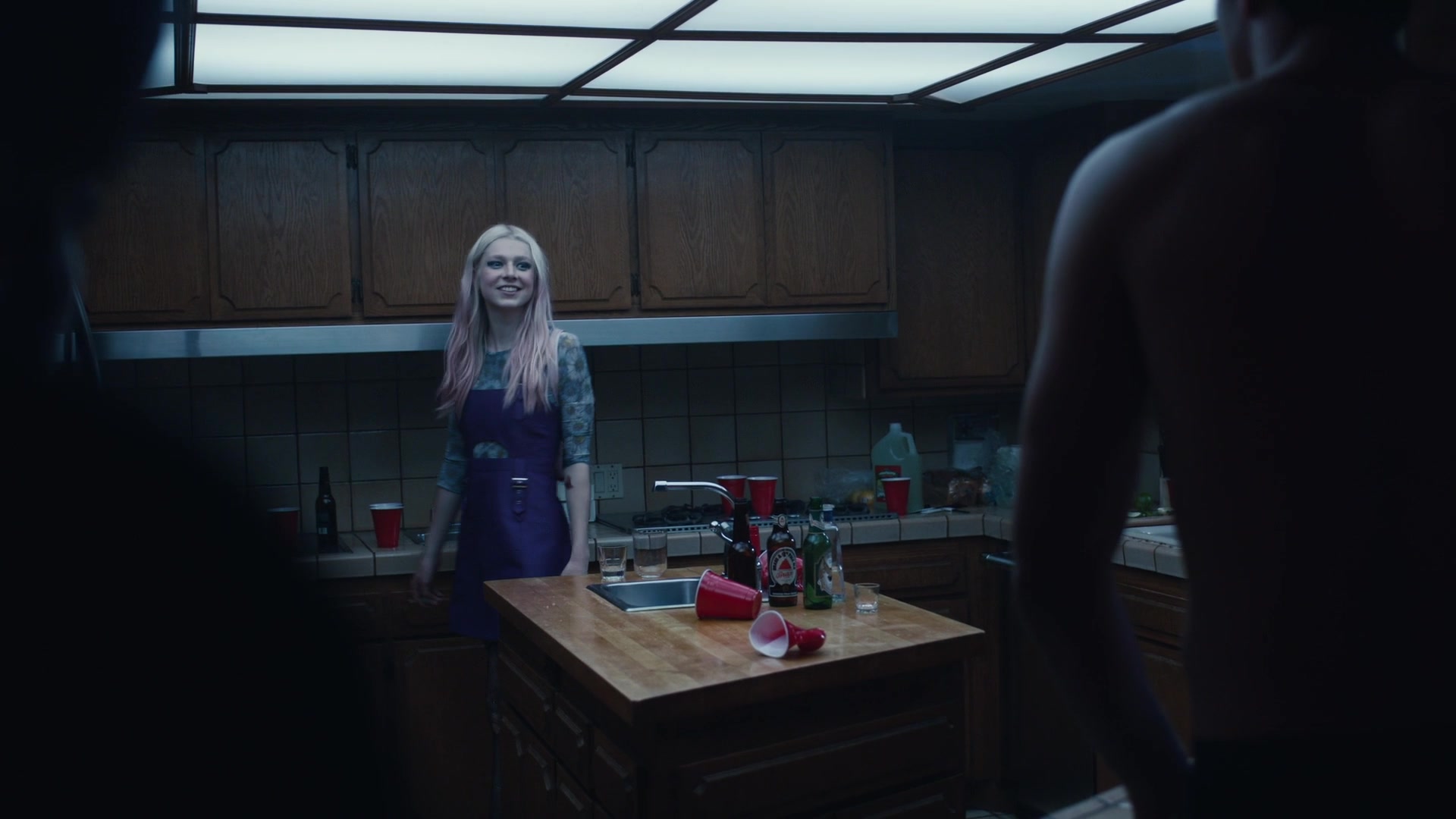 HunterSchaferLove_Euphoria1x01ScreenCaptures-183.jpg