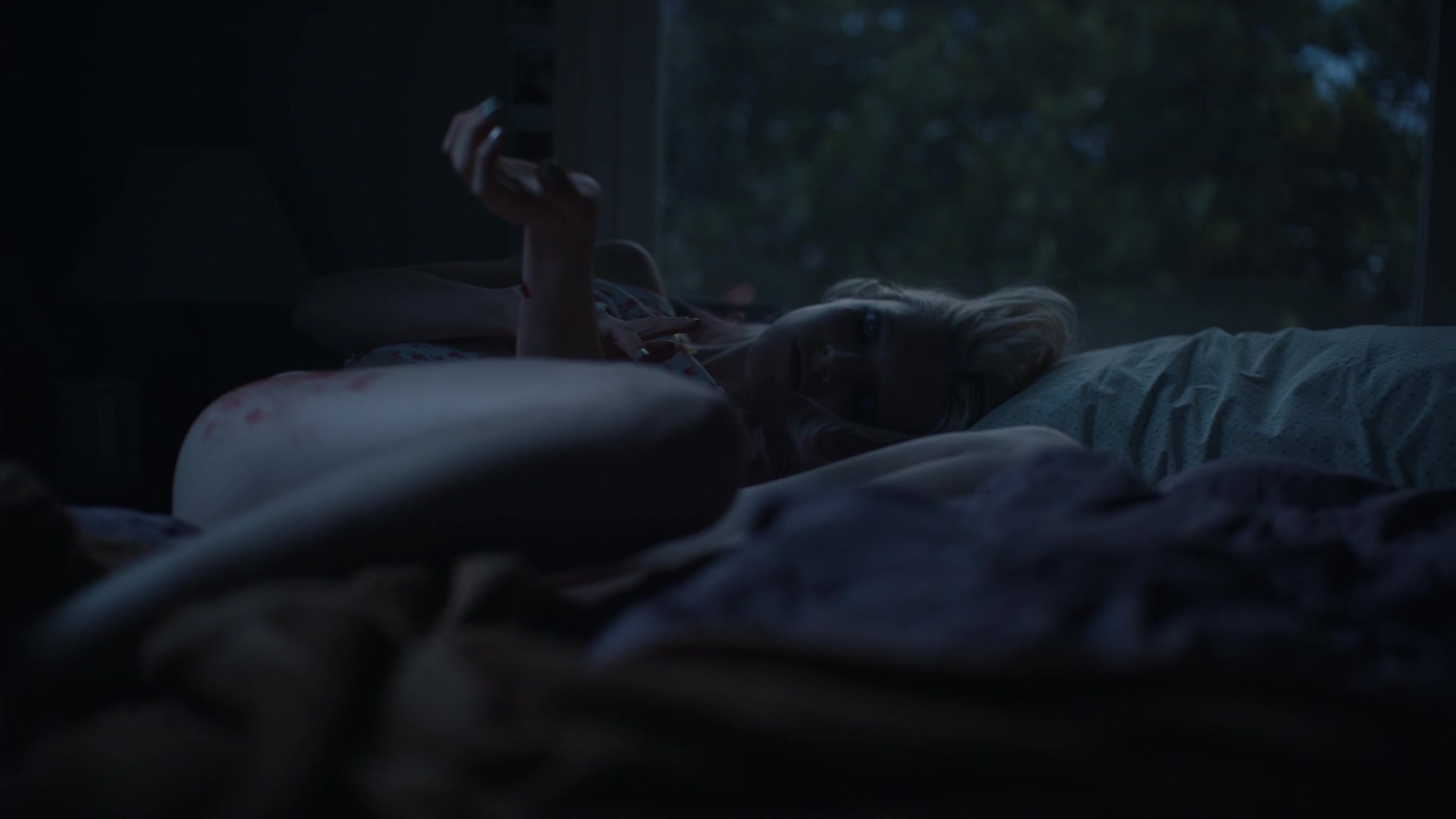 HunterSchaferLove_Euphoria1x01ScreenCaptures-208.jpg