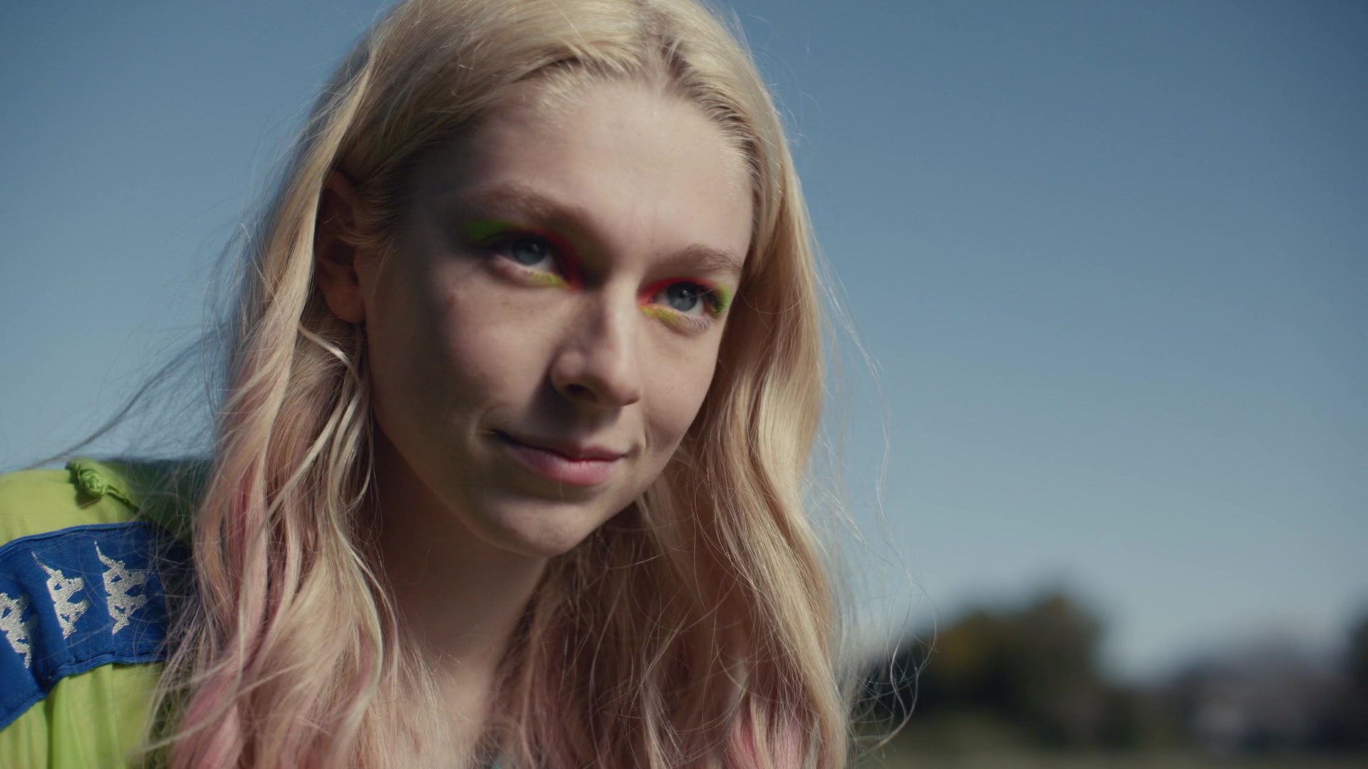 HunterSchaferLove_Euphoria1x02ScreenCaptures-058.jpg
