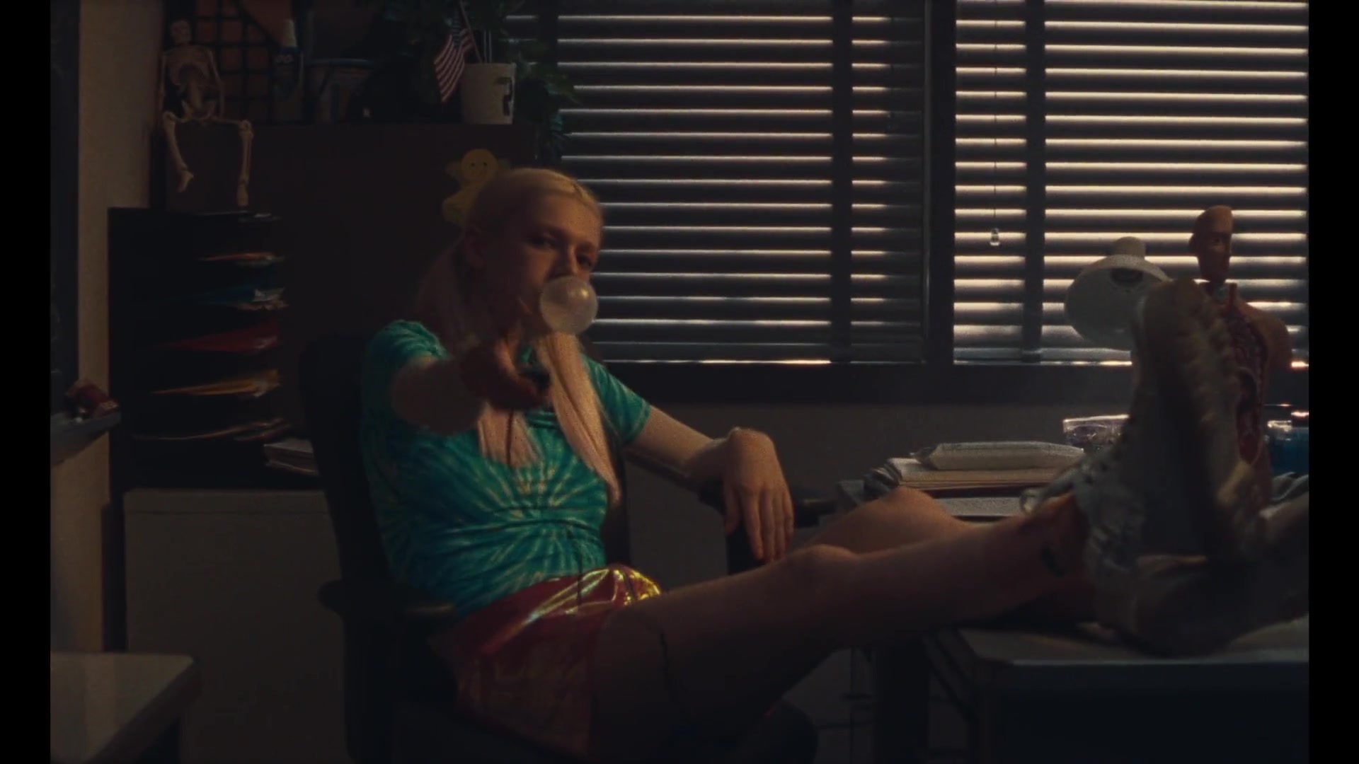 HunterSchaferLove_Euphoria1x03ScreenCaptures-068.jpg