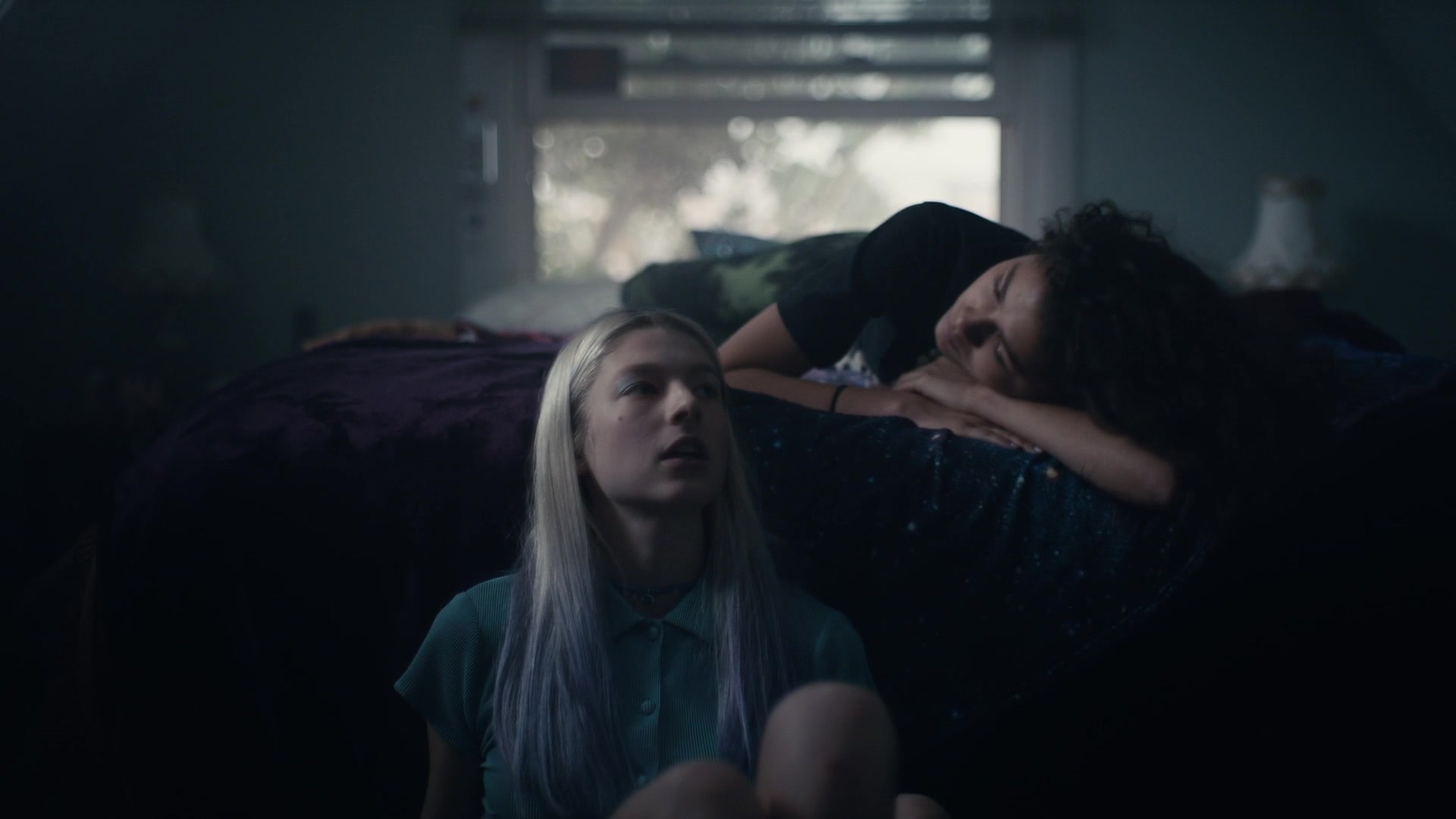 HunterSchaferLove_Euphoria1x05ScreenCaptures-047.jpg