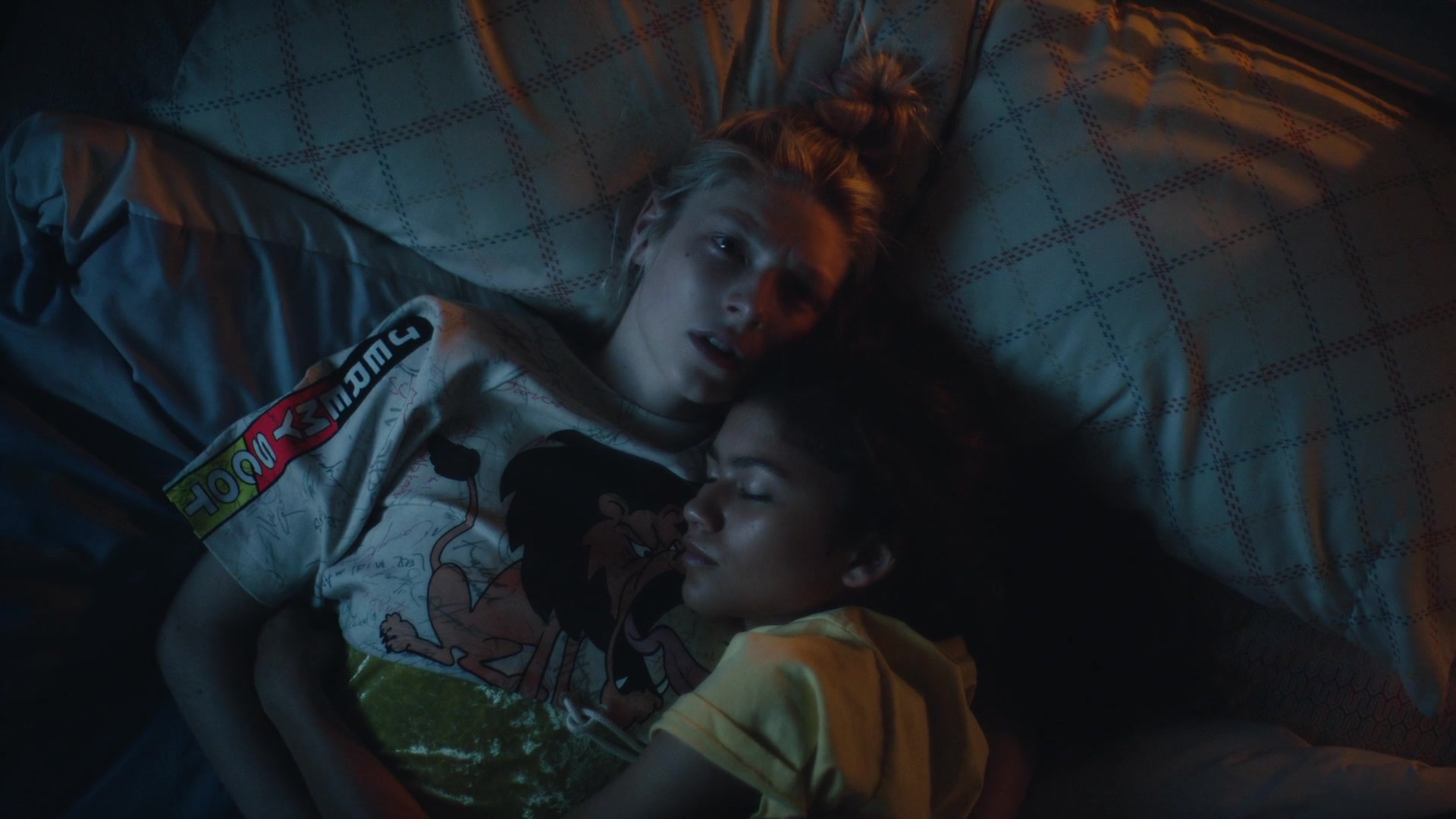 HunterSchaferLove_Euphoria1x05ScreenCaptures-114.jpg