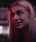 HunterSchaferLove_Euphoria1x05ScreenCaptures-011.jpg
