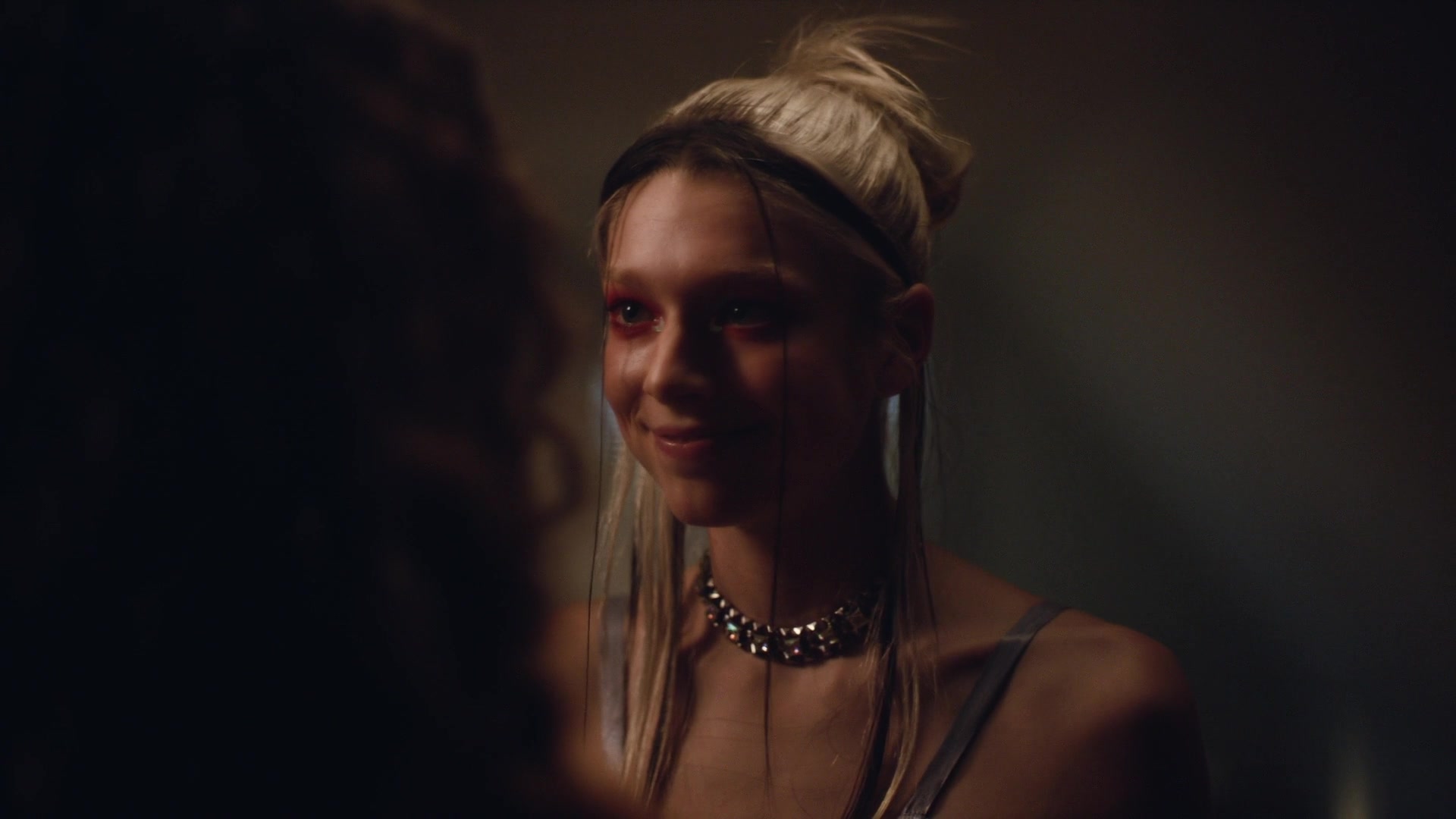 HunterSchaferLove_Euphoria1x08ScreenCaptures-024.jpg
