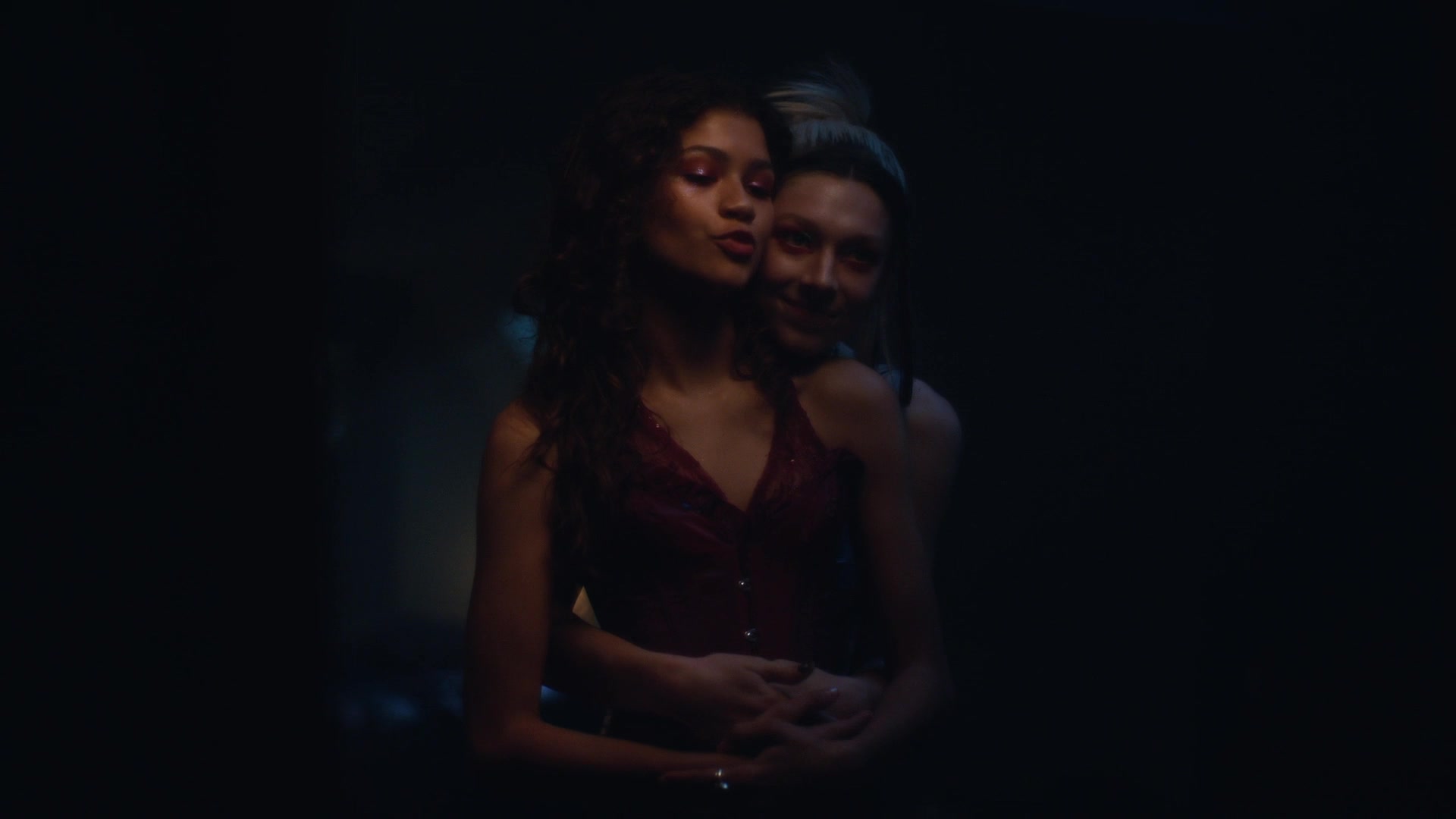 HunterSchaferLove_Euphoria1x08ScreenCaptures-043.jpg