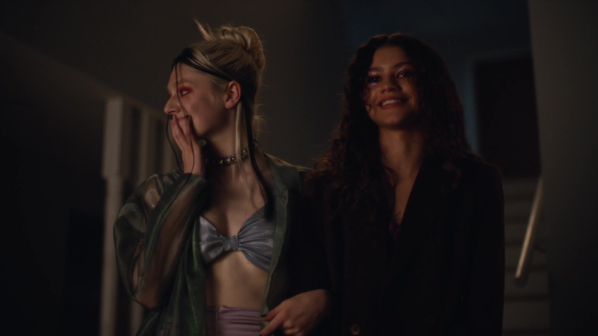 HunterSchaferLove_Euphoria1x08ScreenCaptures-054.jpg