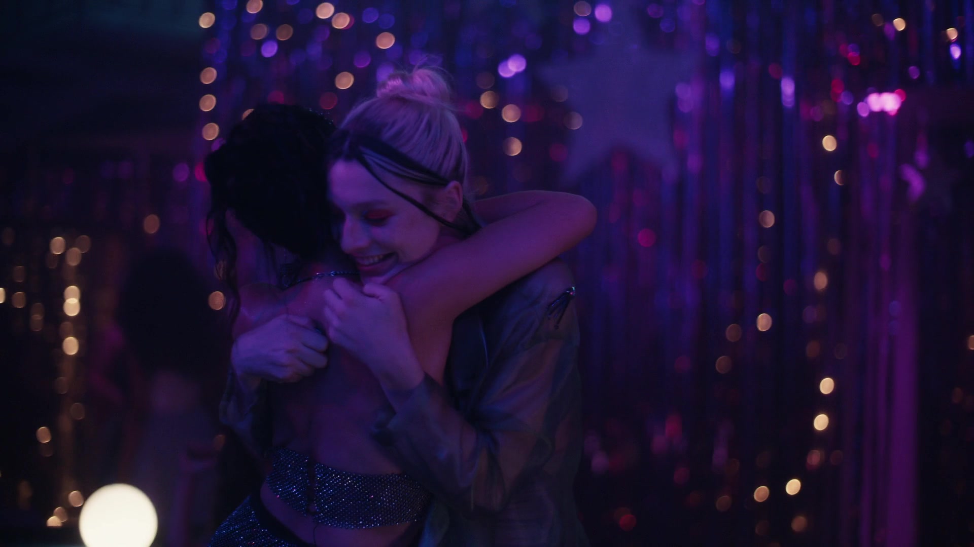 HunterSchaferLove_Euphoria1x08ScreenCaptures-074.jpg