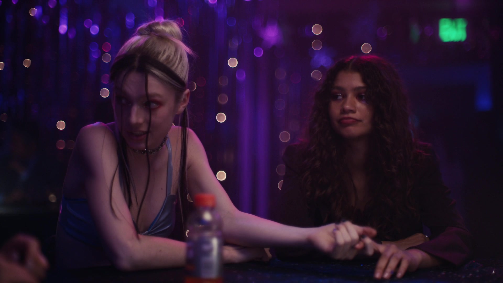 HunterSchaferLove_Euphoria1x08ScreenCaptures-081.jpg